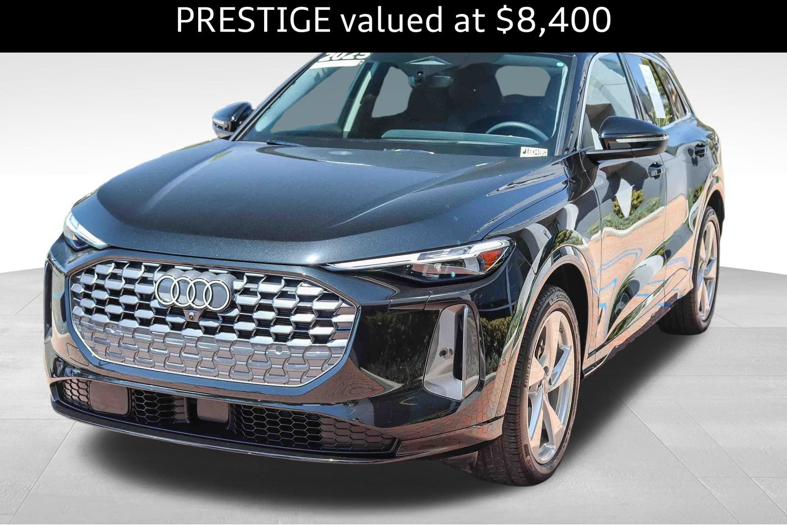 Certified 2025 Audi Q5 Prestige AWD/4WD image 3