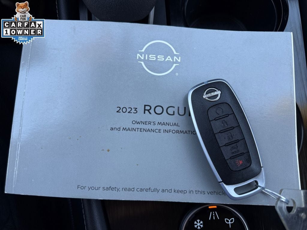 Certified 2023 Nissan Rogue Platinum w/ Platinum Premium Package AWD/4WD image 11