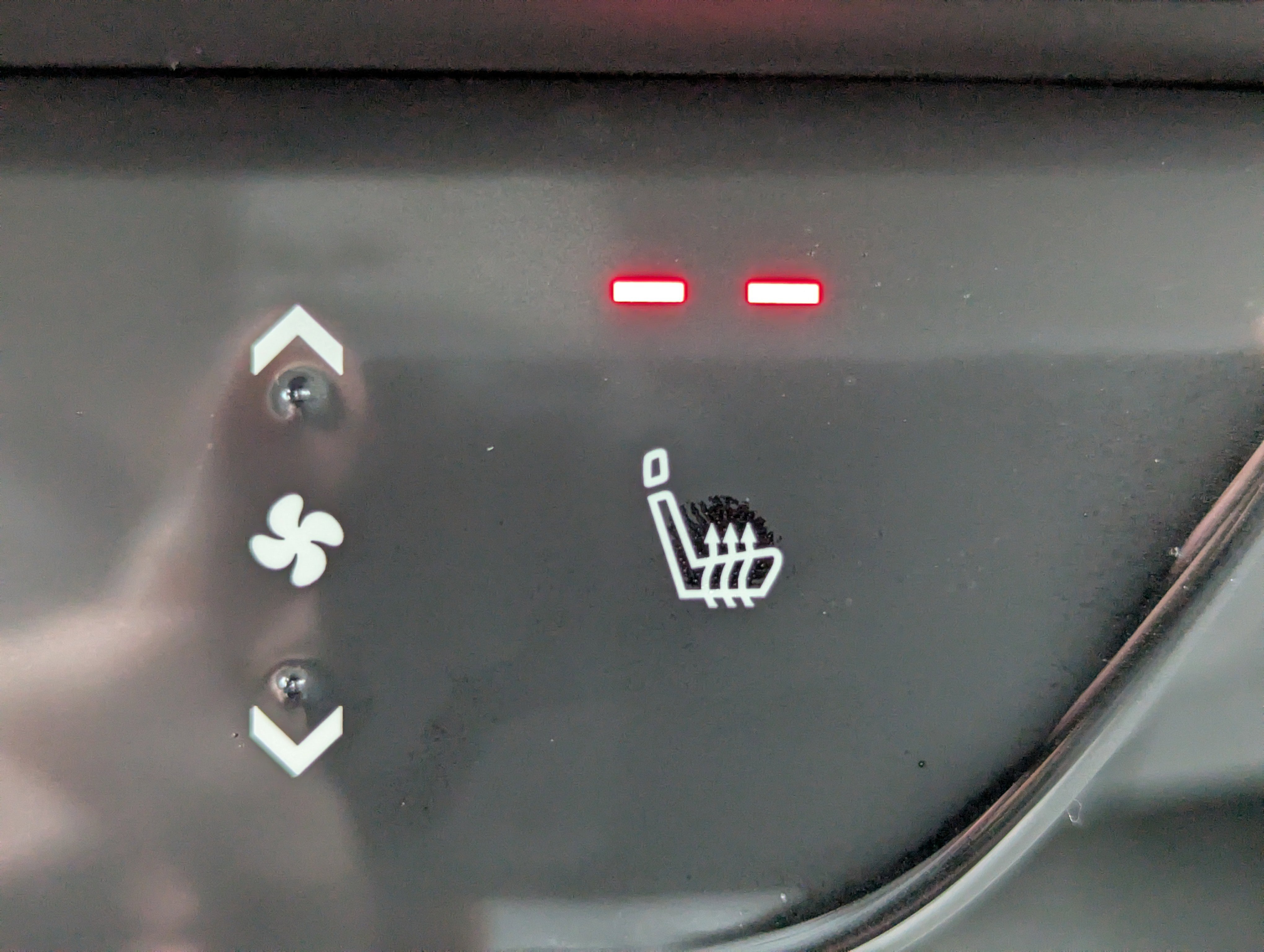 New 2026 Nissan Kicks SR w/ Cold Weather Package image 19