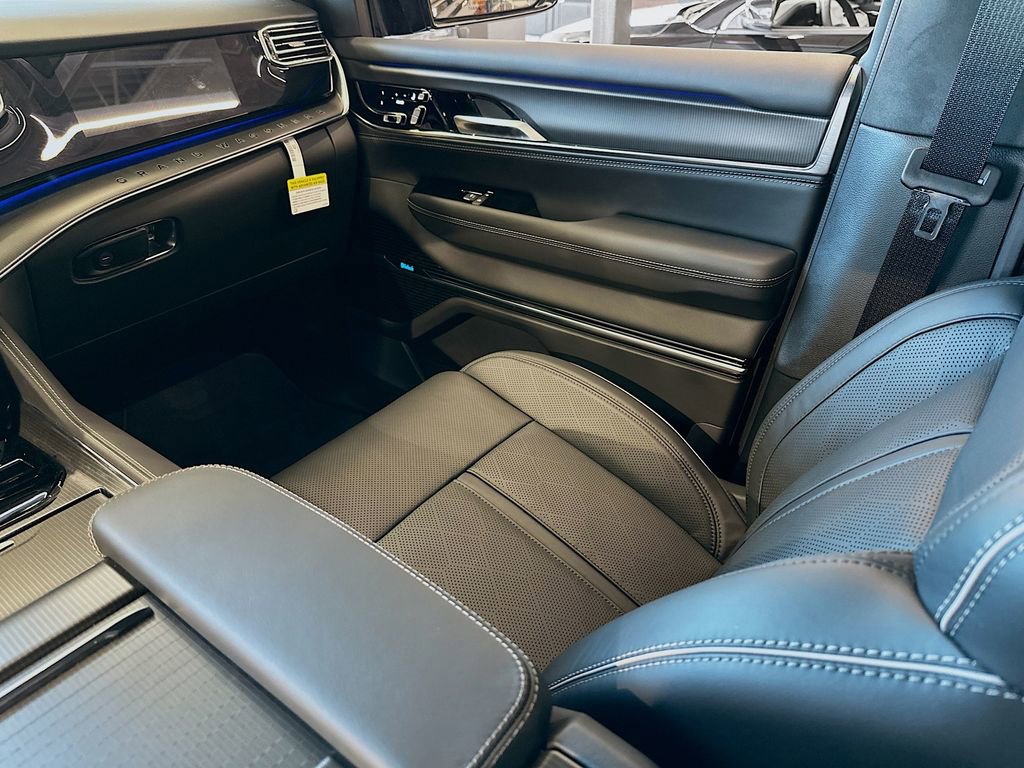 New 2025 Jeep Grand Wagoneer L Series II Obsidian w/ Quick Order Packagew 28T image 28