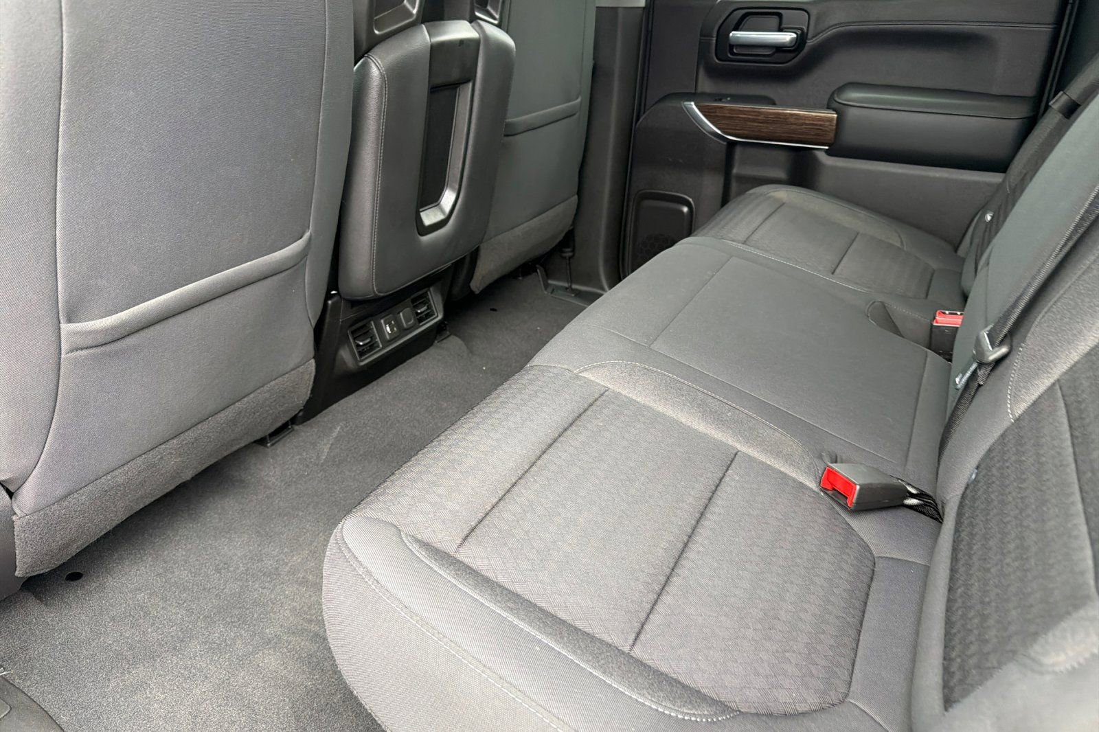 Used 2021 GMC Sierra 1500 Elevation image 12