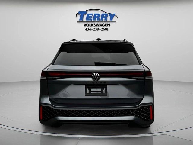 New 2026 Volkswagen Tiguan SE R-Line image 4