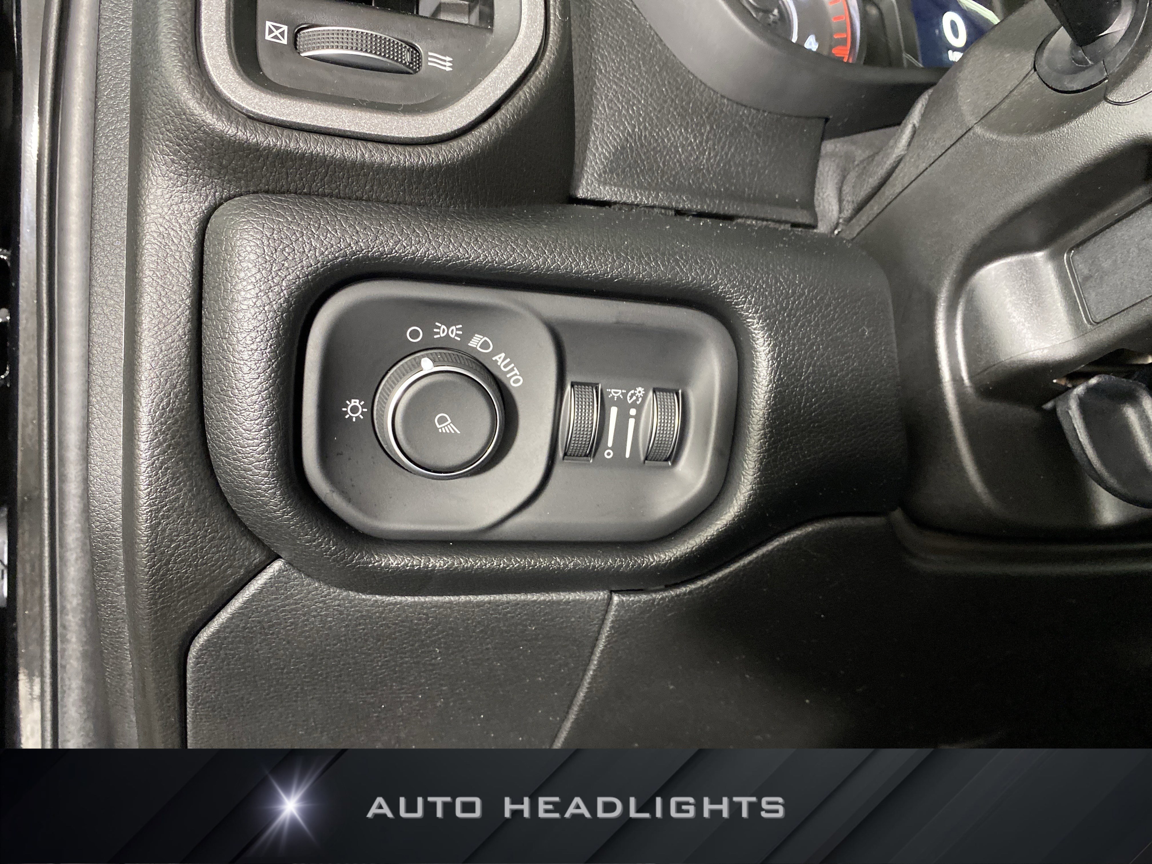 Used 2020 RAM 3500 Tradesman image 23