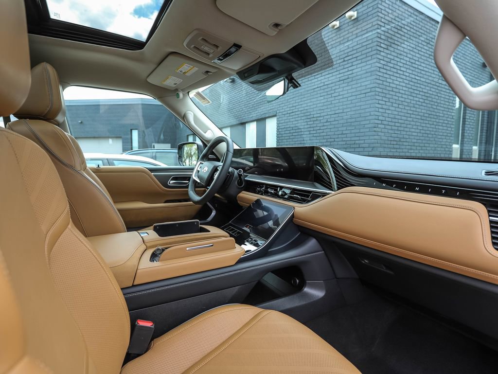 Used 2025 INFINITI QX80 Luxe AWD/4WD image 32