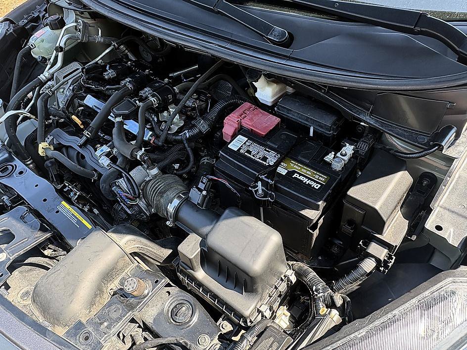 Used 2020 Nissan Versa SV FWD image 26