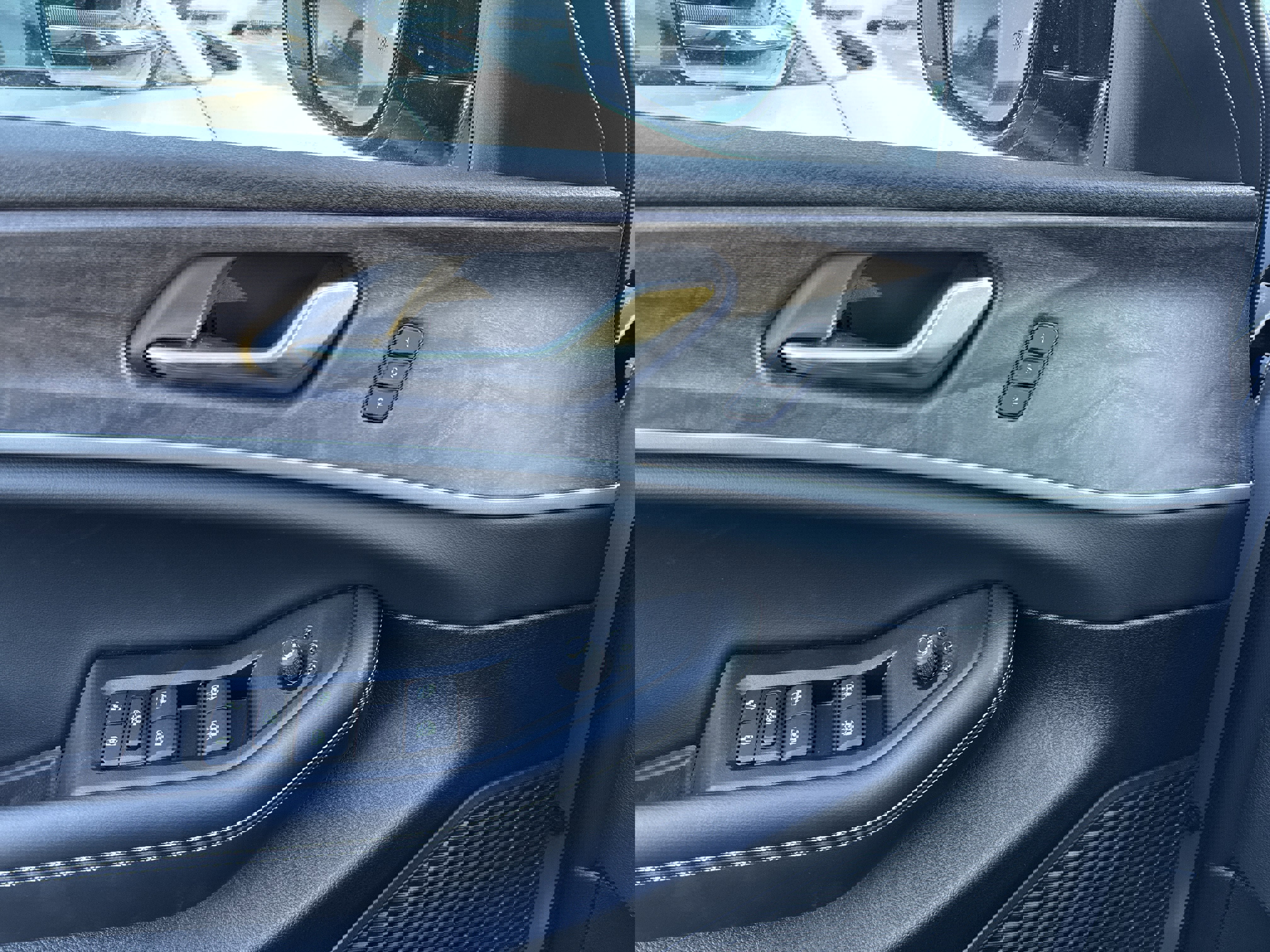 New 2025 Jeep Grand Cherokee Limited w/ MOPAR Finishing Package image 14