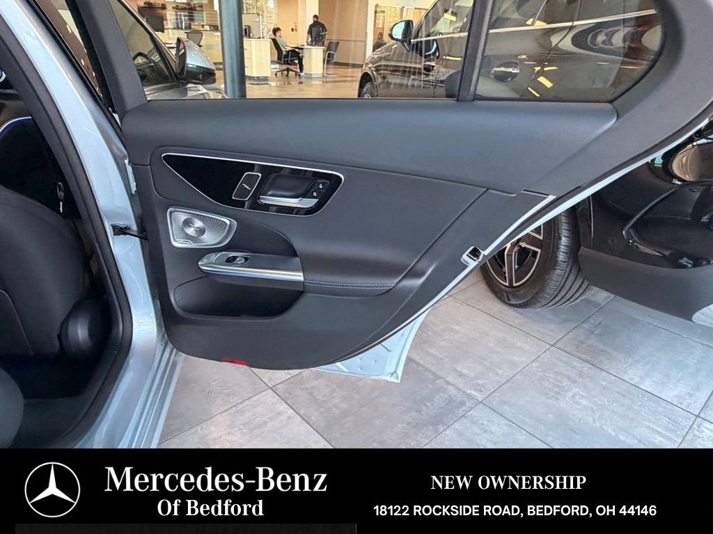 New 2026 Mercedes-Benz C 300 4MATIC Sedan image 23