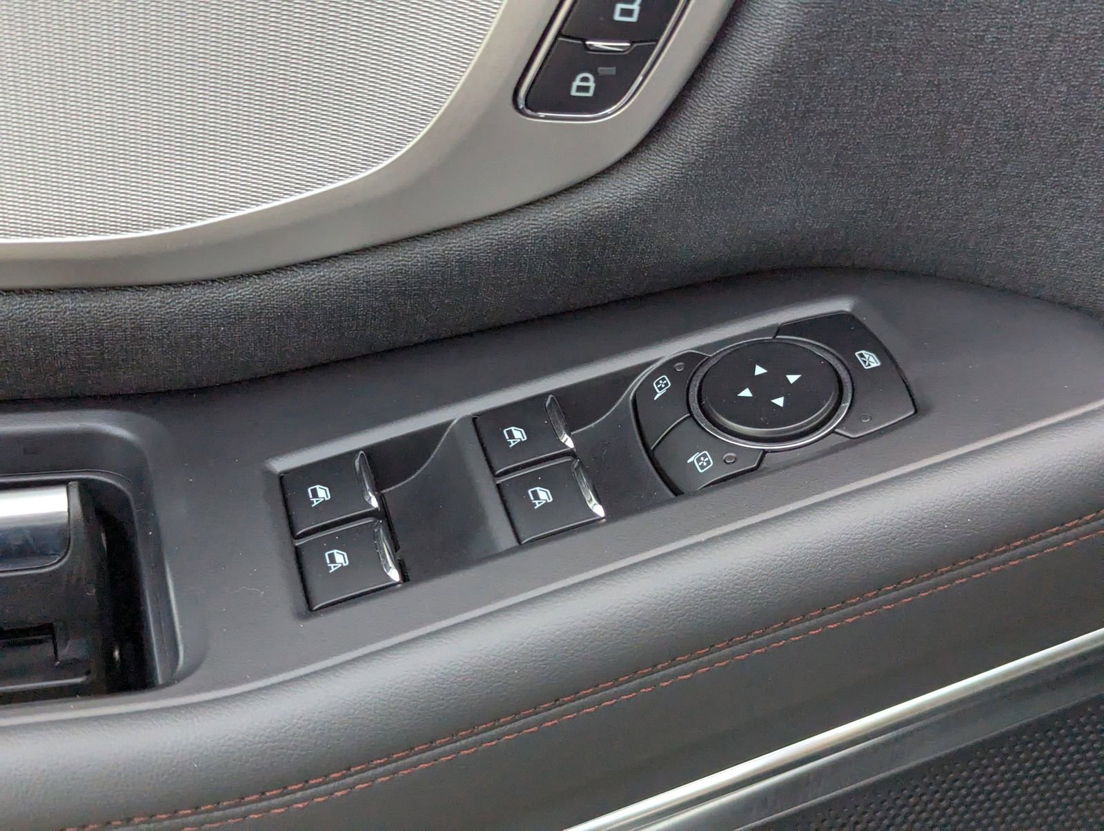 New 2025 Ford Expedition Active RWD image 49