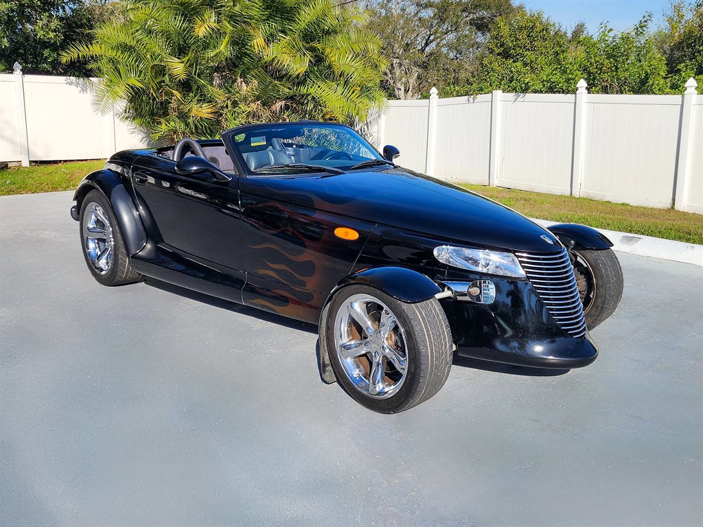 Used 2000 Plymouth Prowler image 2
