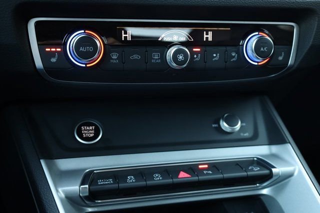 Used 2022 Audi Q3 2.0T Premium image 23