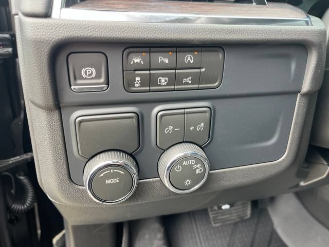 New 2026 Chevrolet Tahoe LS w/ LPO, Dark Essentials Package RWD image 16