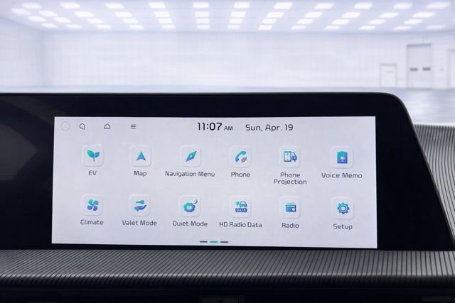 Used 2024 Kia EV6 GT-Line image 32