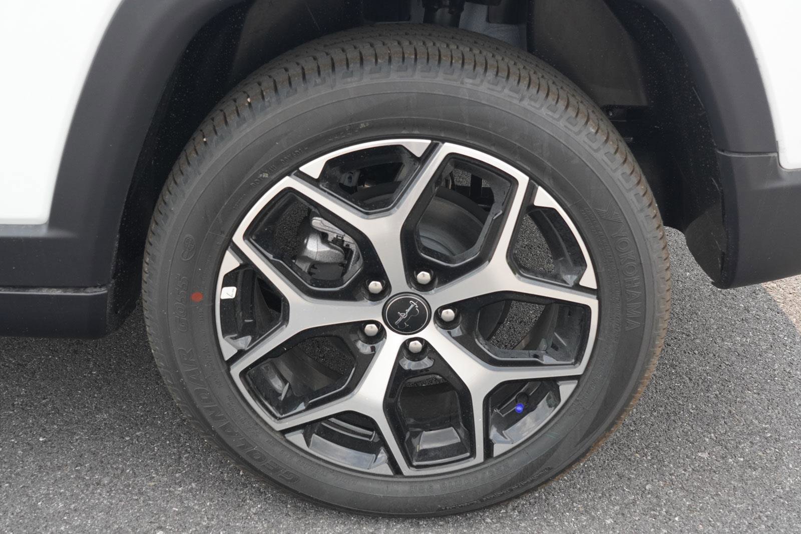New 2025 Jeep Compass Limited image 11