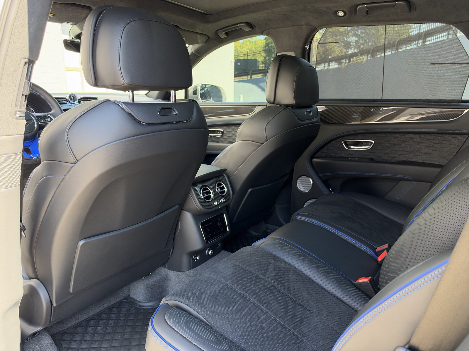 Certified 2026 Bentley Bentayga Speed AWD/4WD image 39