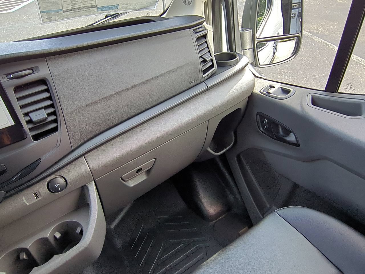 New 2026 Ford Transit 150 Low Roof w/ Load Area Protection Package RWD image 17