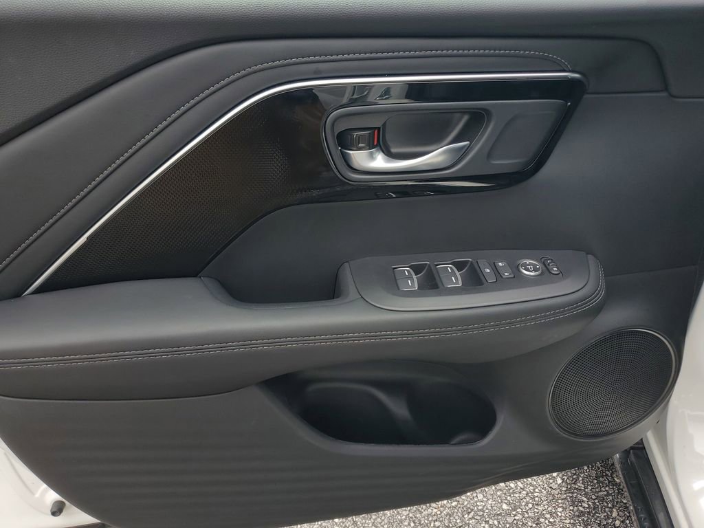 Certified 2025 Acura ADX FWD image 18