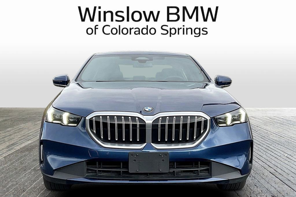 Used 2024 BMW 530i xDrive w/ Convenience Package AWD/4WD image 2
