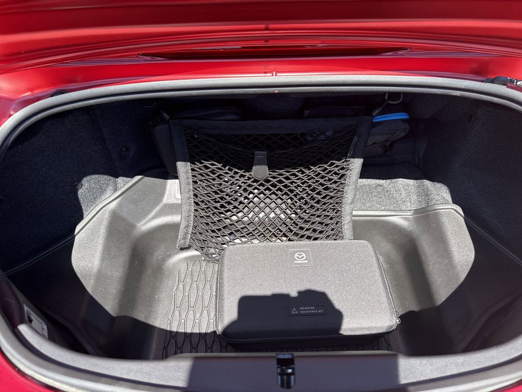 Used 2022 MAZDA MX-5 Miata Grand Touring w/ Weather Package RWD image 17