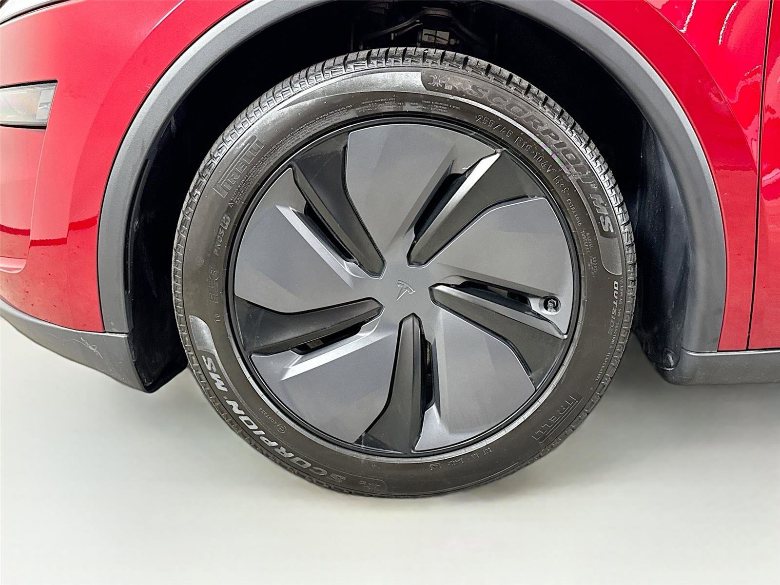 Used 2026 Tesla Model Y Long Range image 27