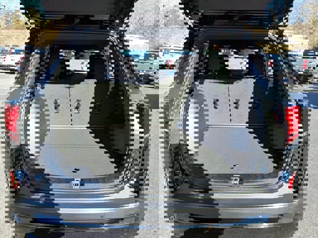 New 2026 GMC Terrain Elevation w/ Black Edition image 7