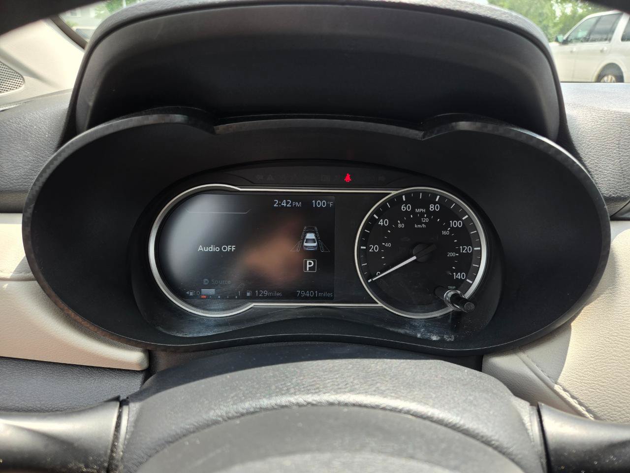 Used 2021 Nissan Versa SV FWD image 10