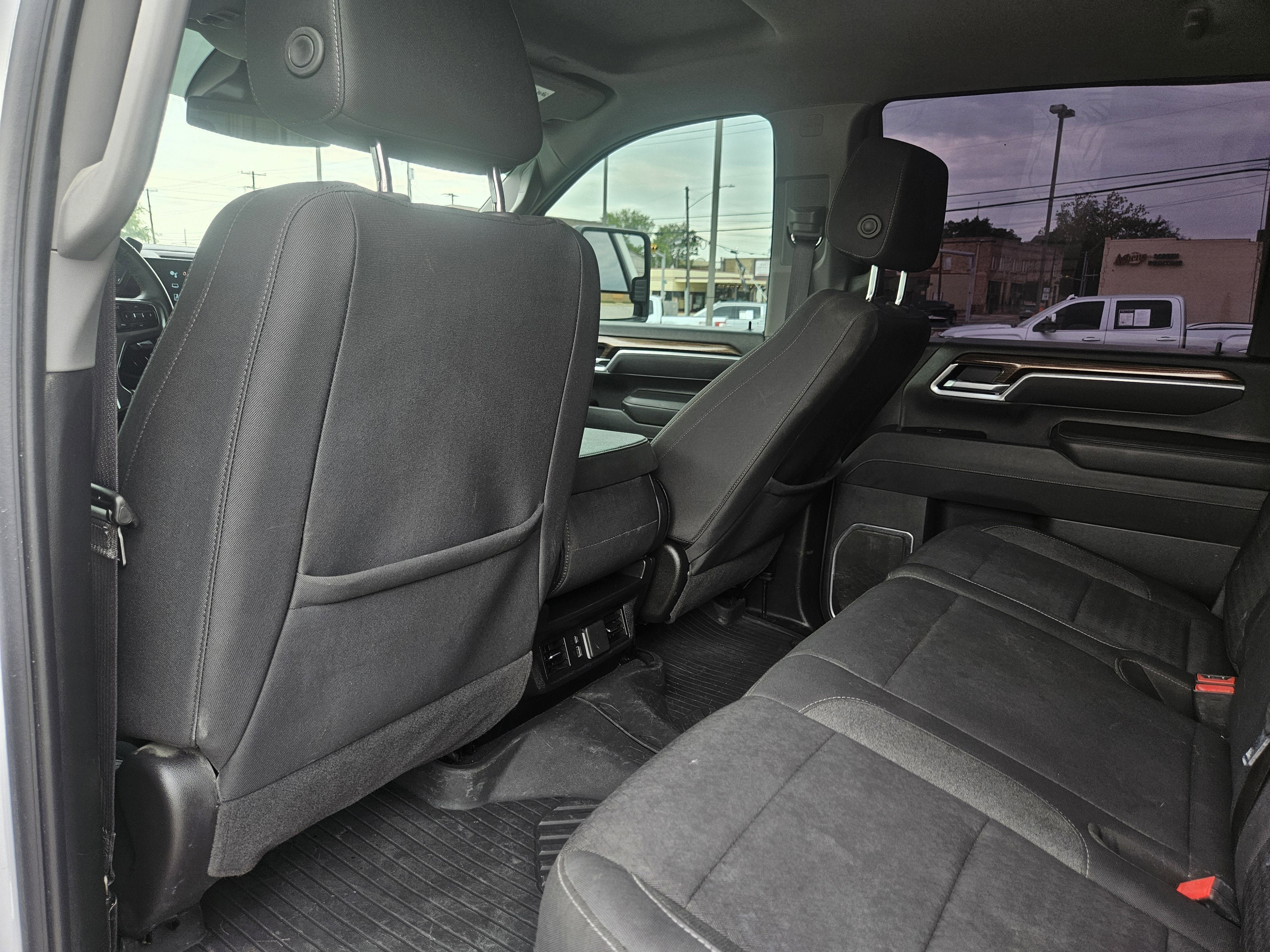 Used 2025 Chevrolet Silverado 2500 LT image 32