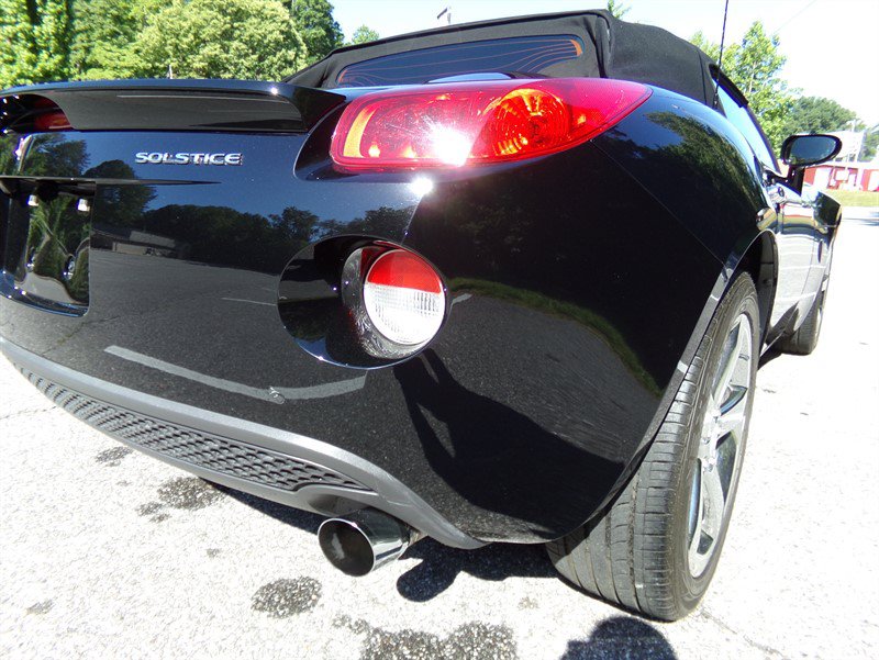 Used 2007 Pontiac Solstice Convertible w/ Premium Package RWD image 11