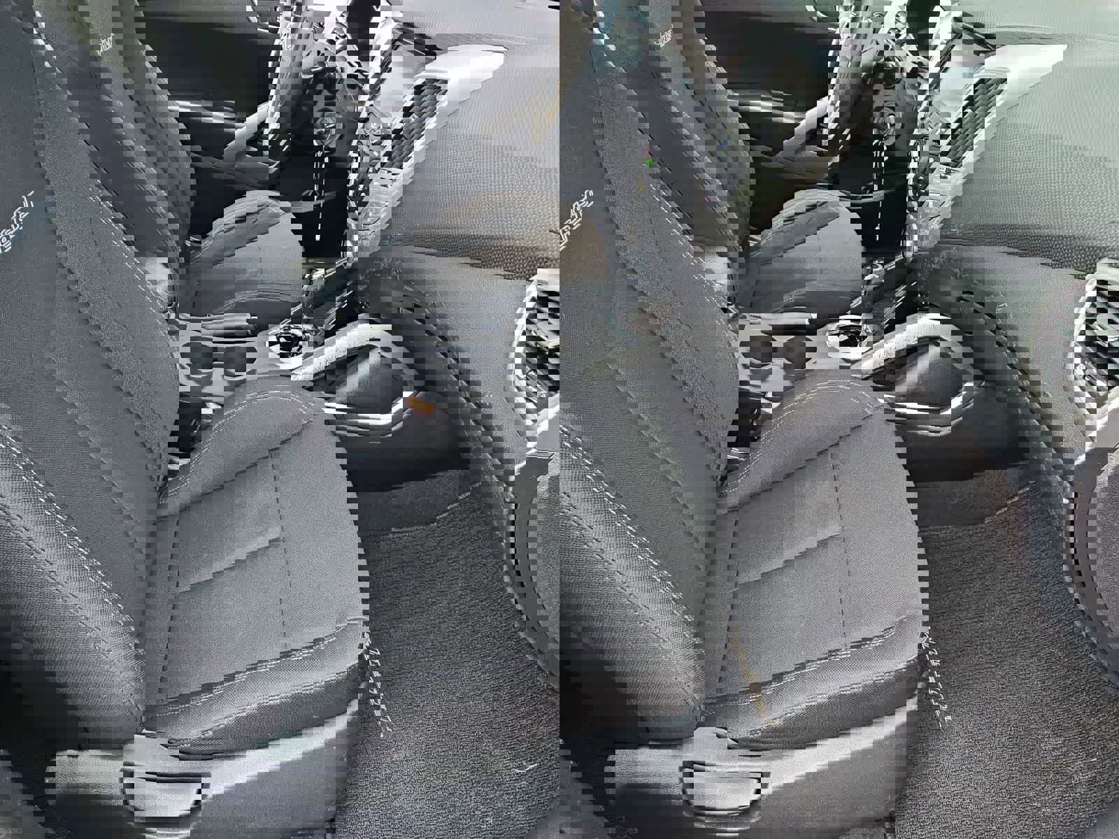 Used 2017 Hyundai Veloster image 21