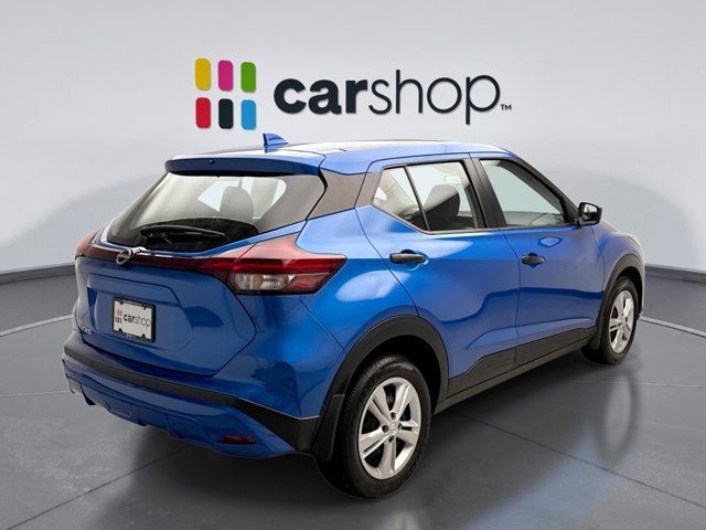 Used 2025 Nissan Kicks Play S image 5