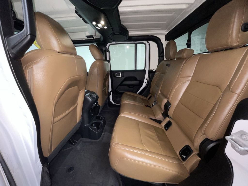 Used 2022 Jeep Gladiator Overland w/ Popular Equipment Package image 6