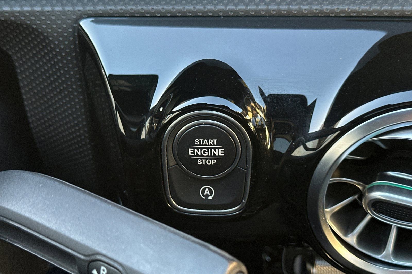 Certified 2021 Mercedes-Benz A 220 A 220 image 20