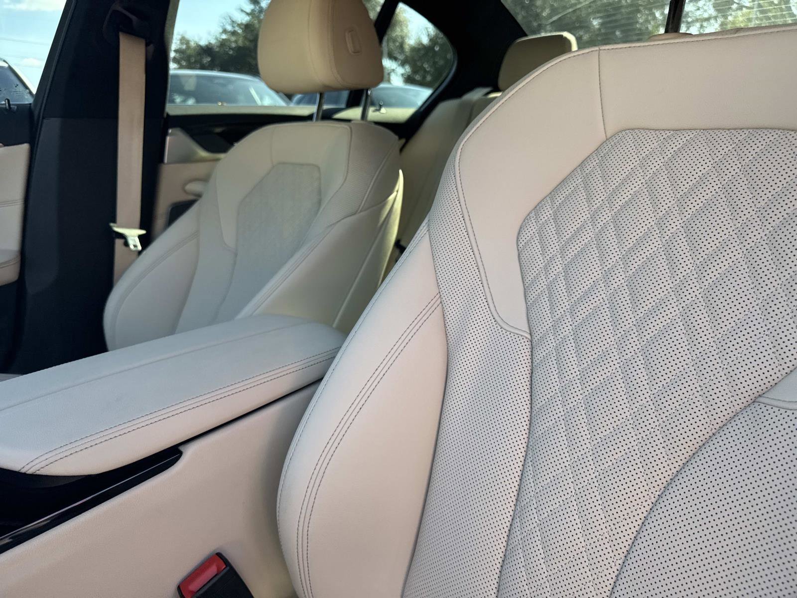 Certified 2023 BMW 540i w/ Premium Package image 19