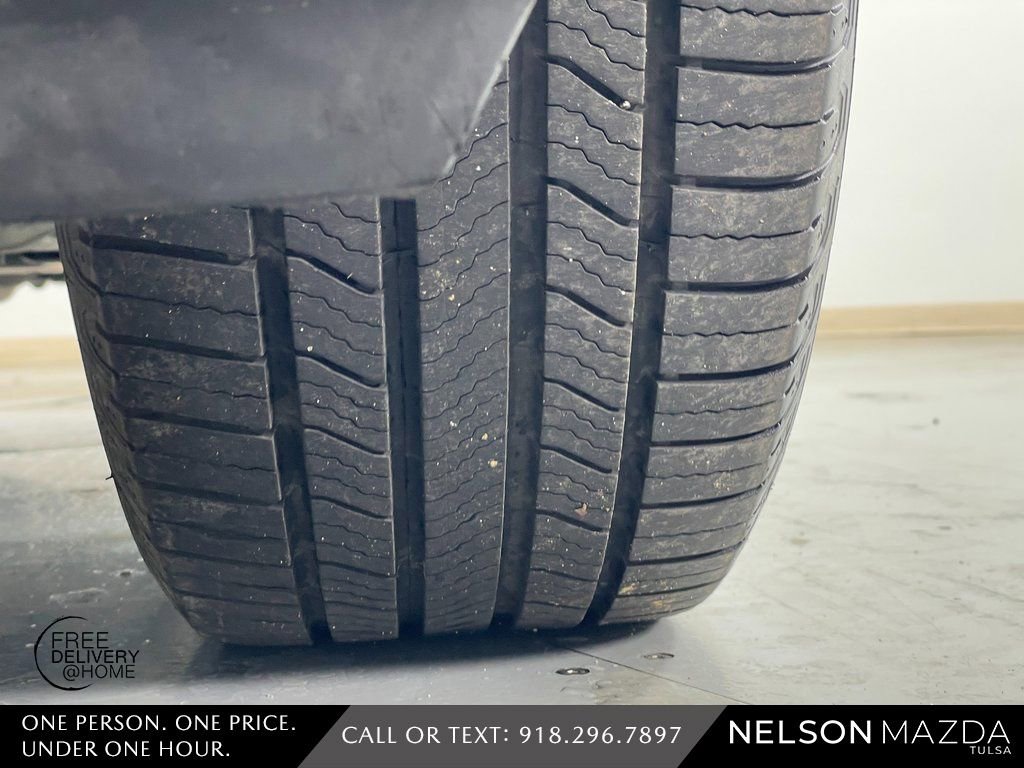 Used 2020 GMC Terrain Denali w/ Denali Premium Package image 12