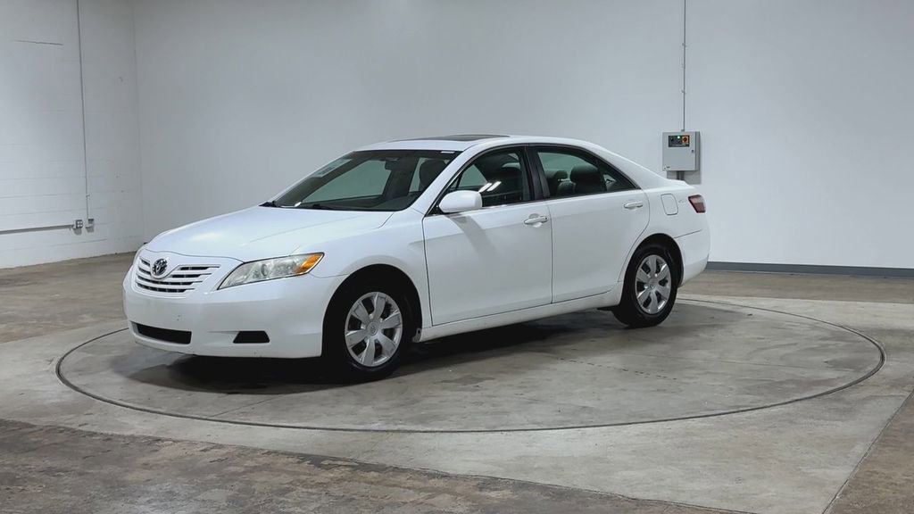 Used 2009 Toyota Camry LE FWD image 4