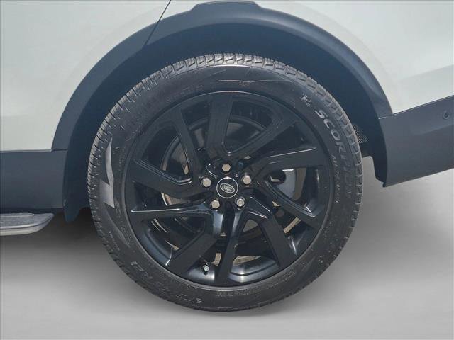 Used 2024 Land Rover Discovery S AWD/4WD image 14