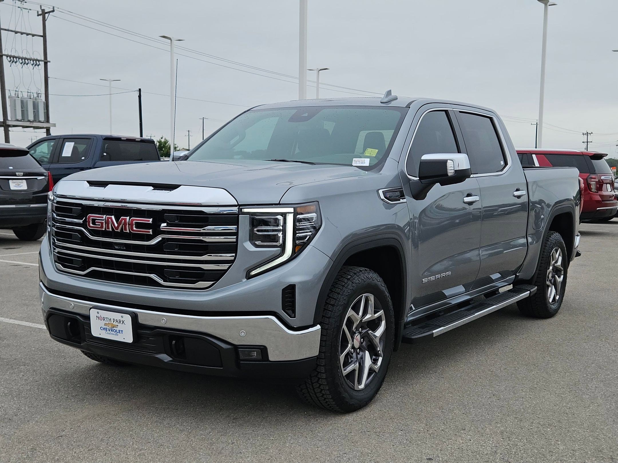 Used 2025 GMC Sierra 1500 SLT RWD image 7