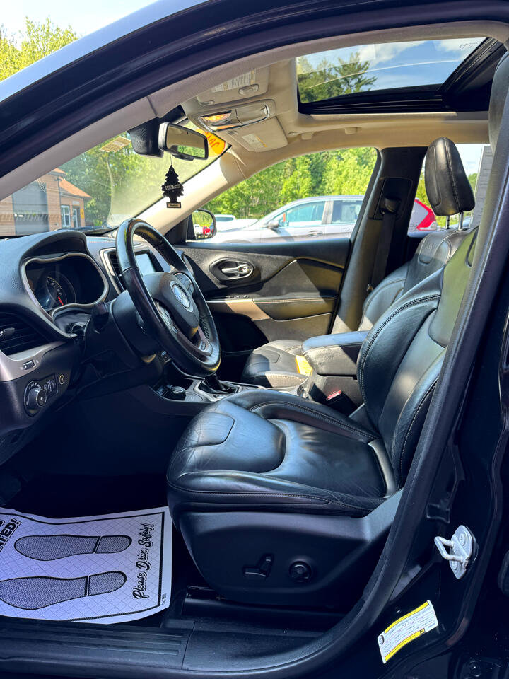 Used 2018 Jeep Cherokee Limited w/ High Altitude Package image 7