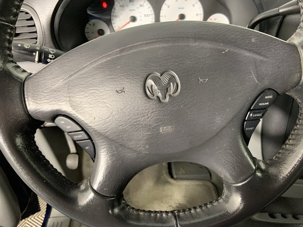 Used 2004 Dodge Grand Caravan SXT image 23