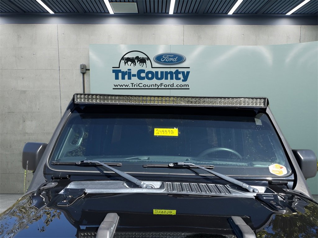 Used 2018 Jeep Wrangler Unlimited Sport image 12