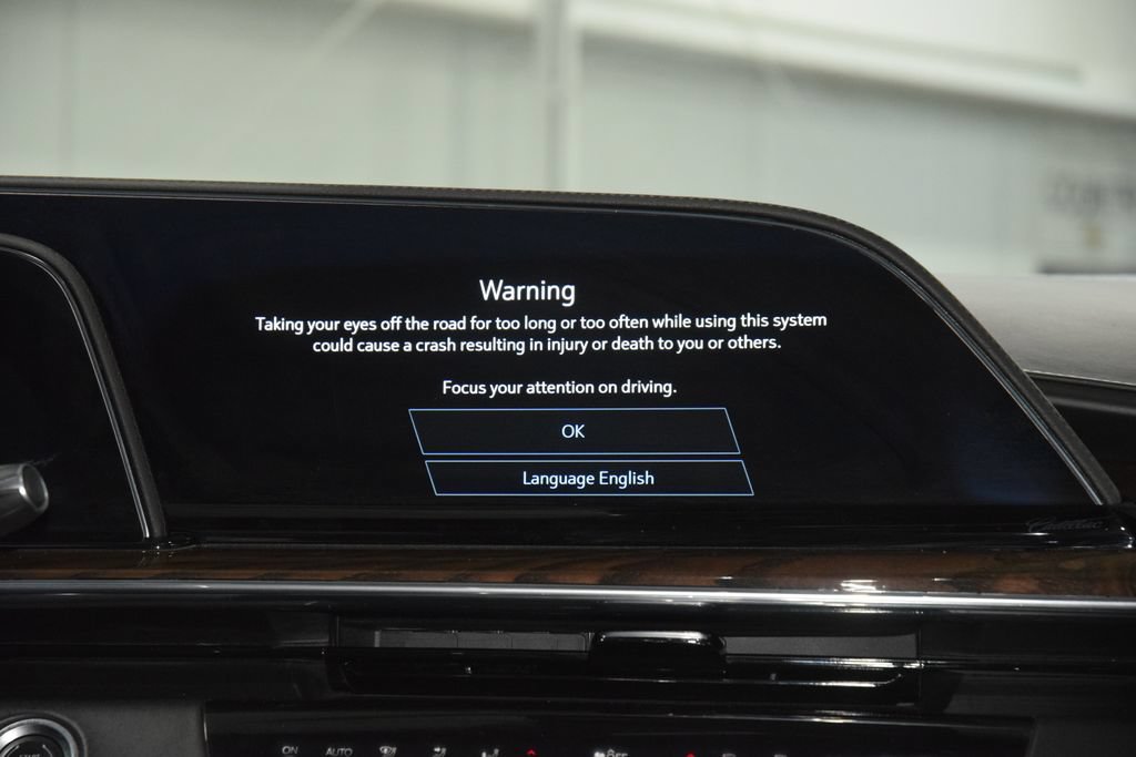 Used 2023 Cadillac Escalade ESV Sport Platinum AWD/4WD image 34