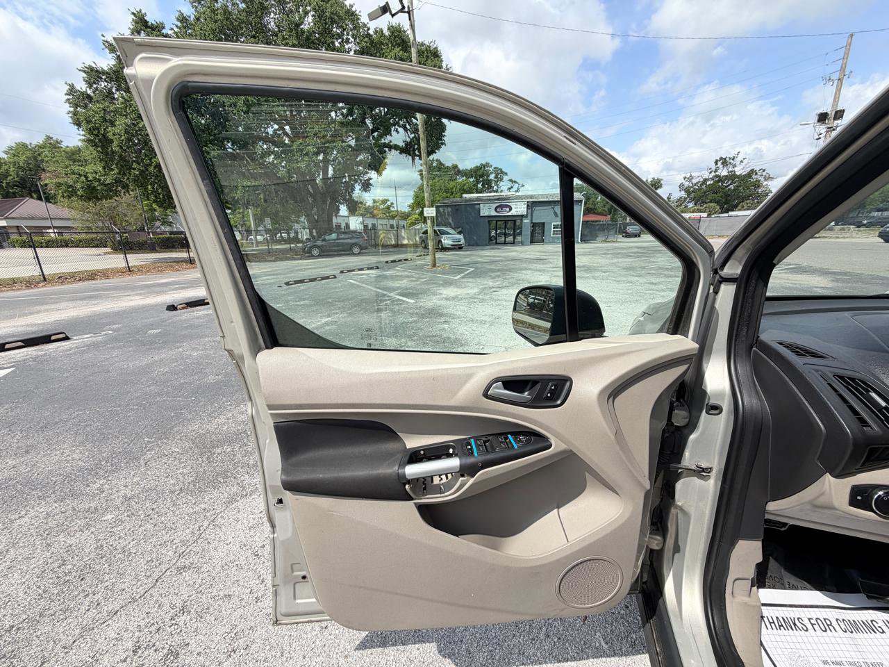 Used 2014 Ford Transit Connect XLT image 15