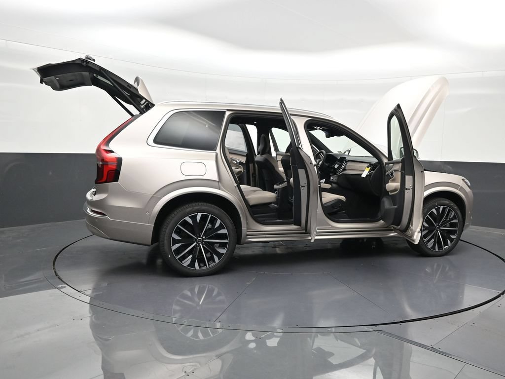 New 2026 Volvo XC90 T8 Plus w/ Protection Package Premier AWD/4WD image 29