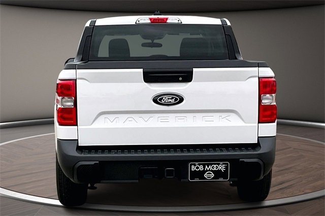Used 2025 Ford Maverick XL image 4