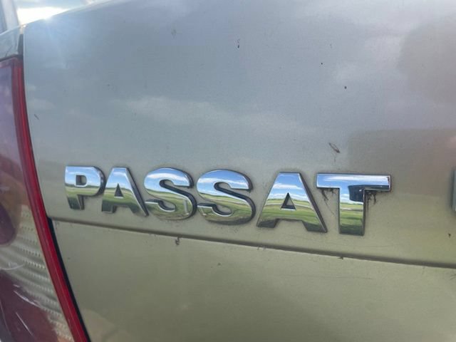 Used 2002 Volkswagen Passat GLS FWD image 8