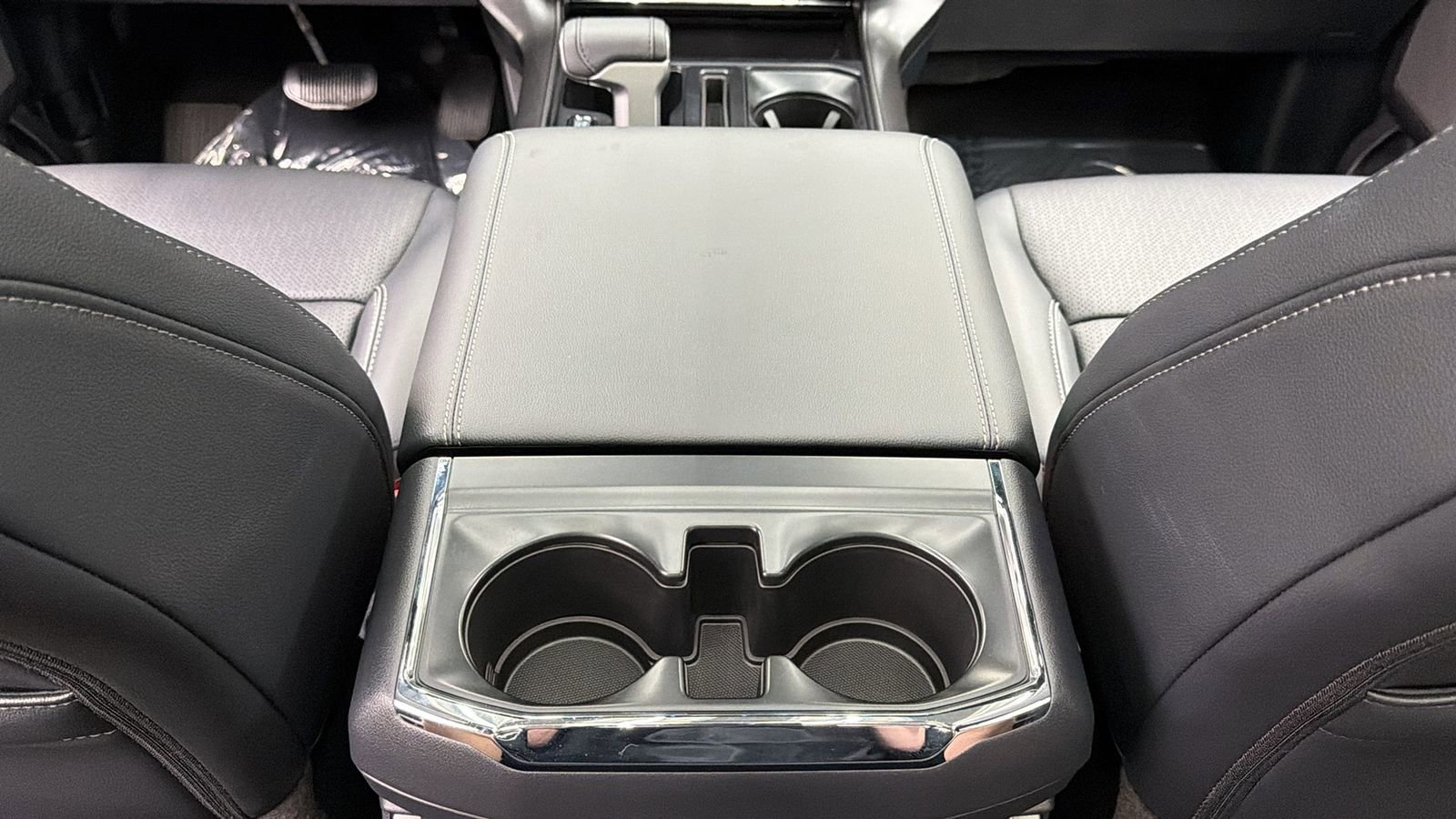 Used 2025 Ford F150 Lariat AWD/4WD image 36