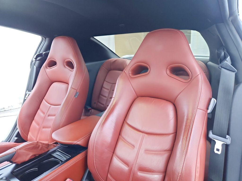 Used 2015 Nissan GT-R Premium image 19
