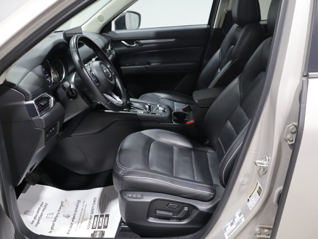 Used 2025 MAZDA CX-5 AWD 2.5 S w/ Preferred Package image 10