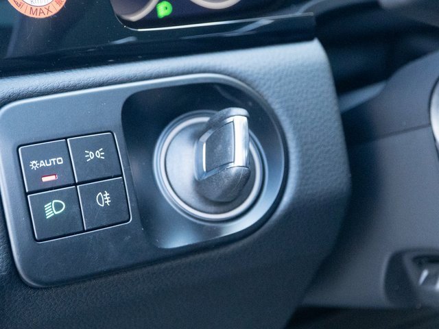 Certified 2022 Porsche Cayenne S image 28