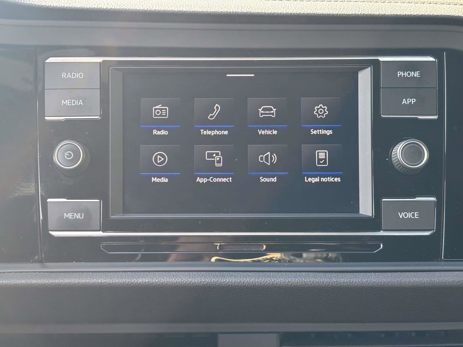 Used 2023 Volkswagen Jetta Sport image 16