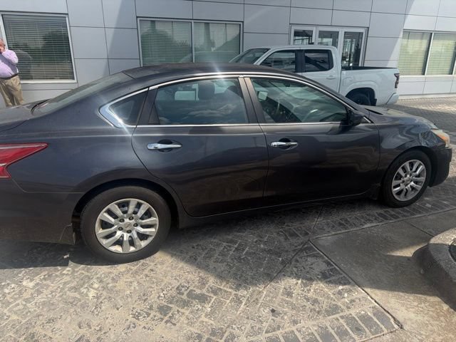 Used 2013 Nissan Altima 2.5 S FWD image 32